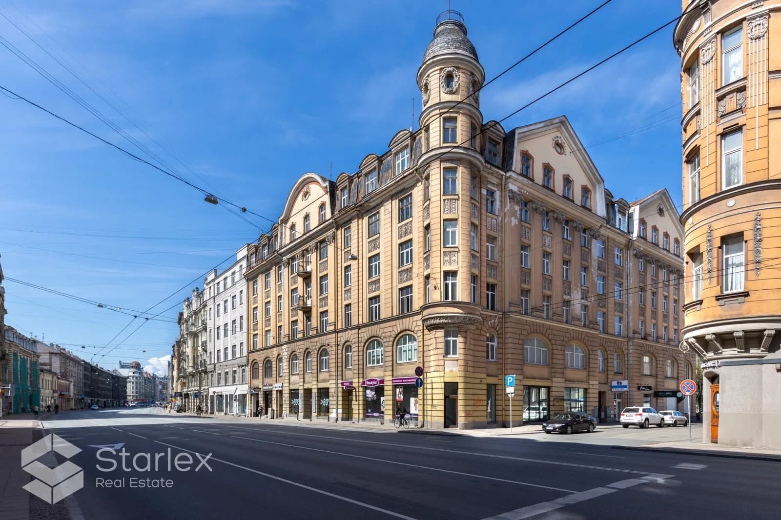 Salons Brīvības ielā