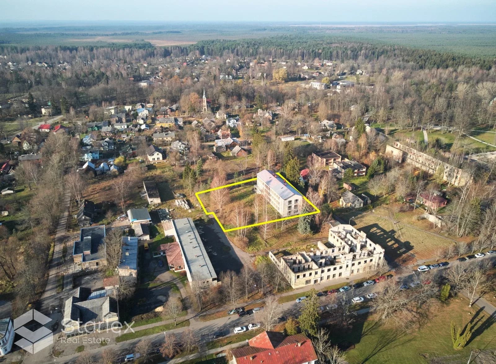 Renovējama bijušās sanatorijas ēka Ķemeros