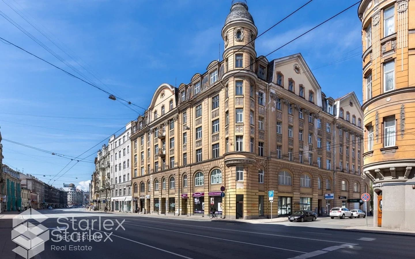 Birojs ar 2 auto stāvvietām Rīgas centrā pie Artilērijas ielas