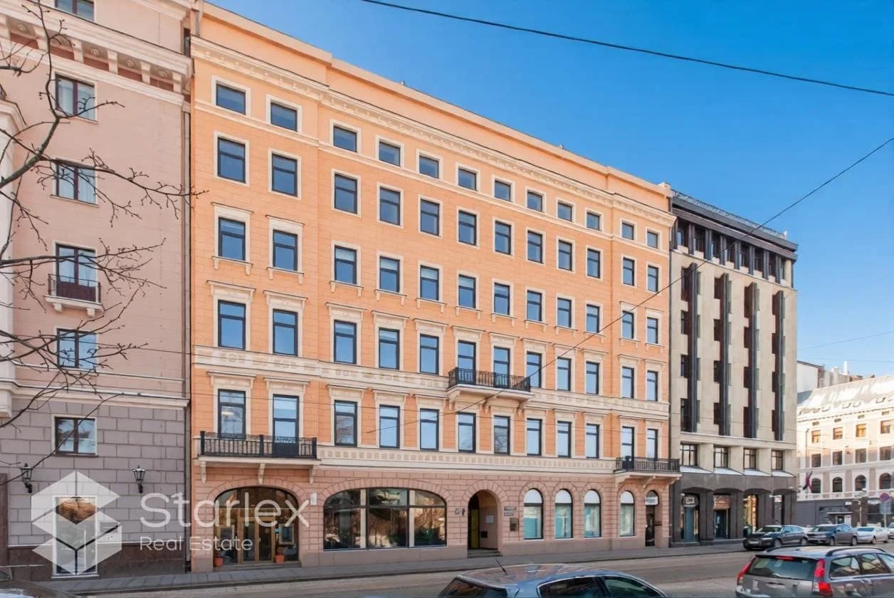 Pilnībā aprīkots un mēbelēts birojs Rīgas centrā