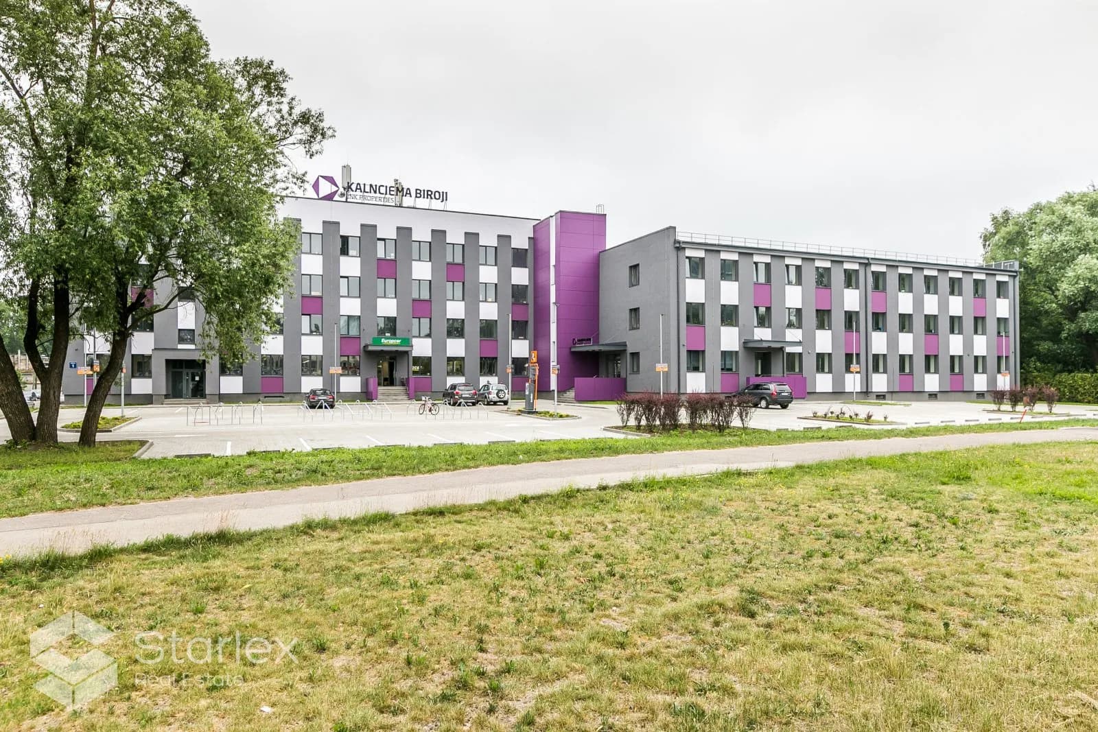 Moderns biroja centrs